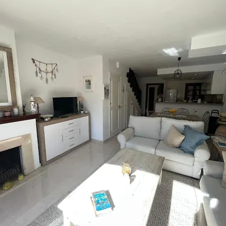 - Playa - De 3 Con Terraza Y Jardin *