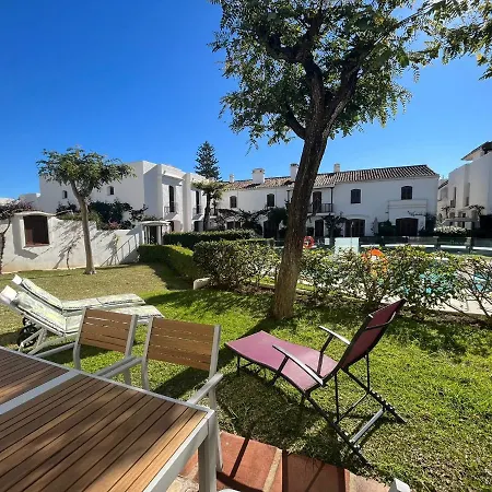 Villa - Playa - De 3 Con Terraza Y Jardin *